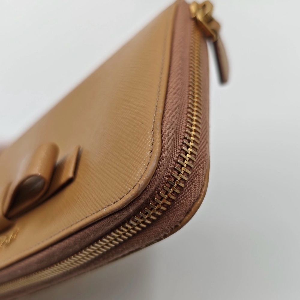 PRADA Saffiano Leather Bow Wallet Beige Nude Zip Around Authentic - Picture 6 of 11